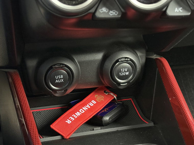 Vehicle Image 40