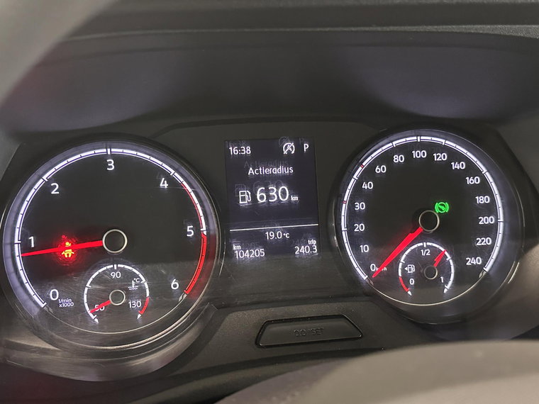 Vehicle Image 17