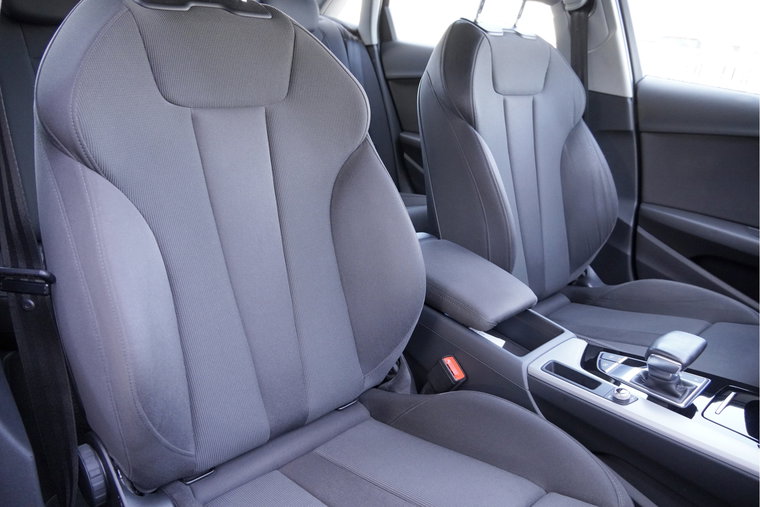 Vehicle Image 19