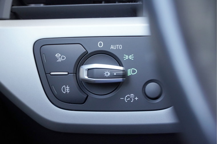 Vehicle Image 23
