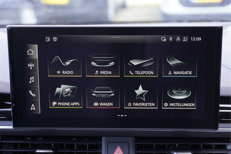 Vehicle Image 30