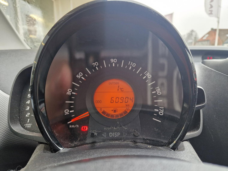 Vehicle Image 13