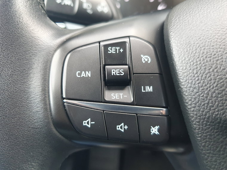 Vehicle Image 39