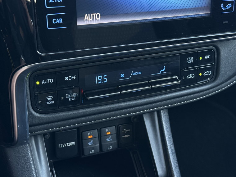 Vehicle Image 23