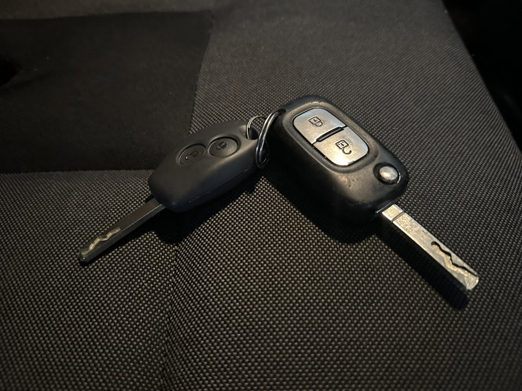 Vehicle Image 19