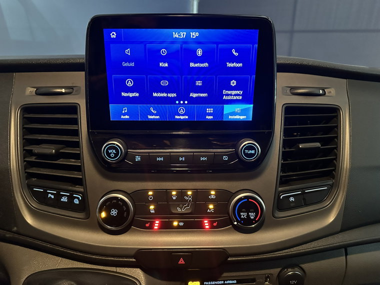 Vehicle Image 15