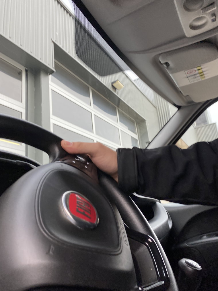 Vehicle Image 38