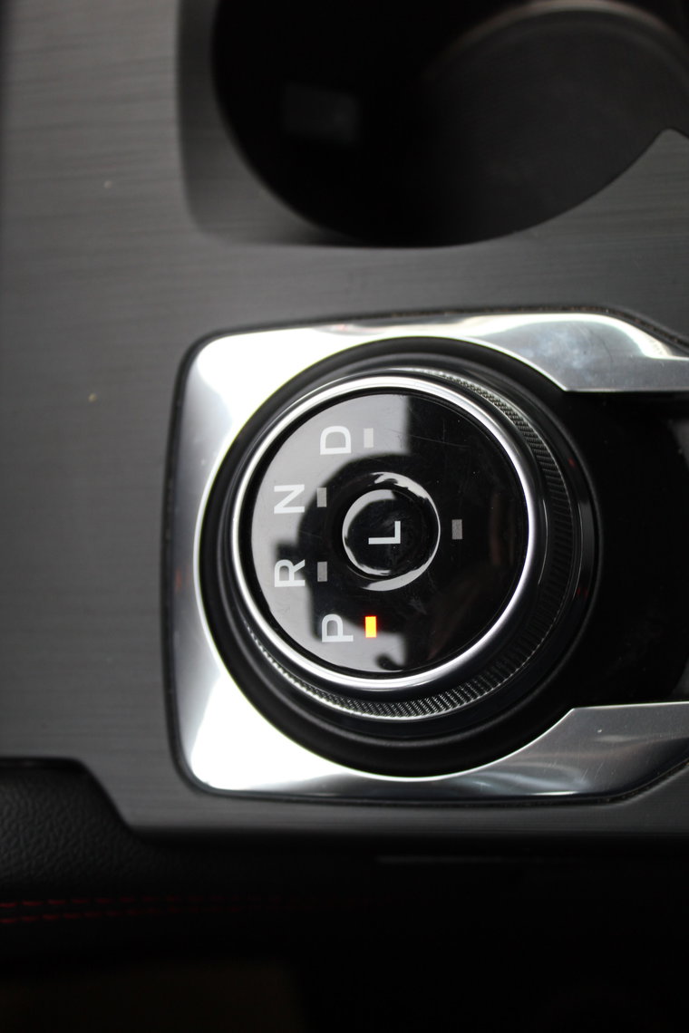 Vehicle Image 26
