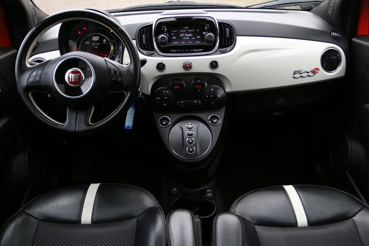 Vehicle Image 13