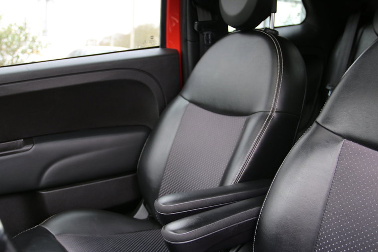 Vehicle Image 18