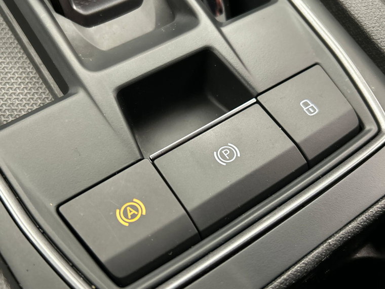 Vehicle Image 29