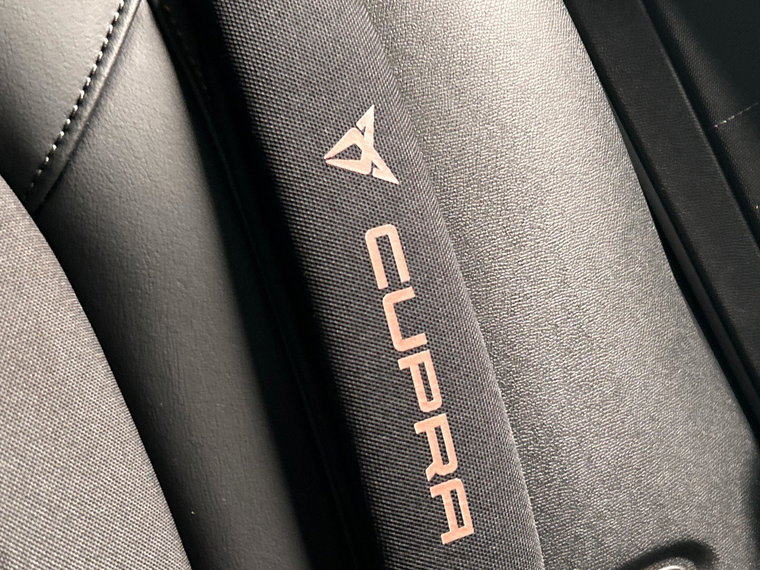 Vehicle Image 48