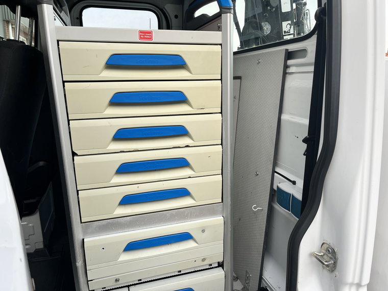 Vehicle Image 38