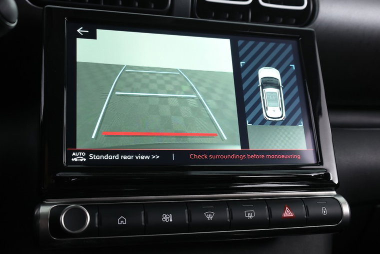 Vehicle Image 13