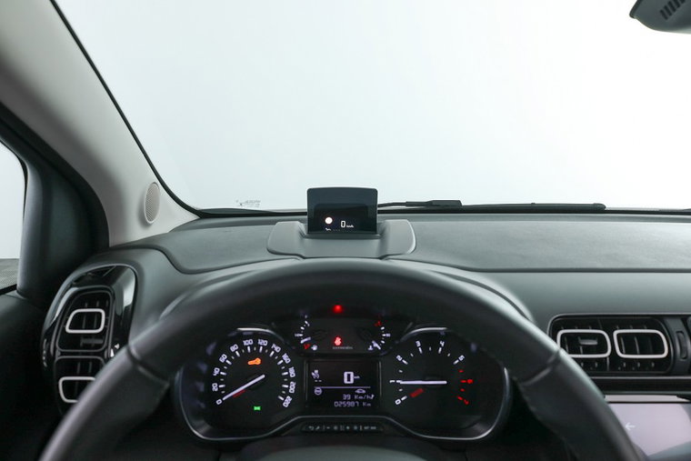 Vehicle Image 19