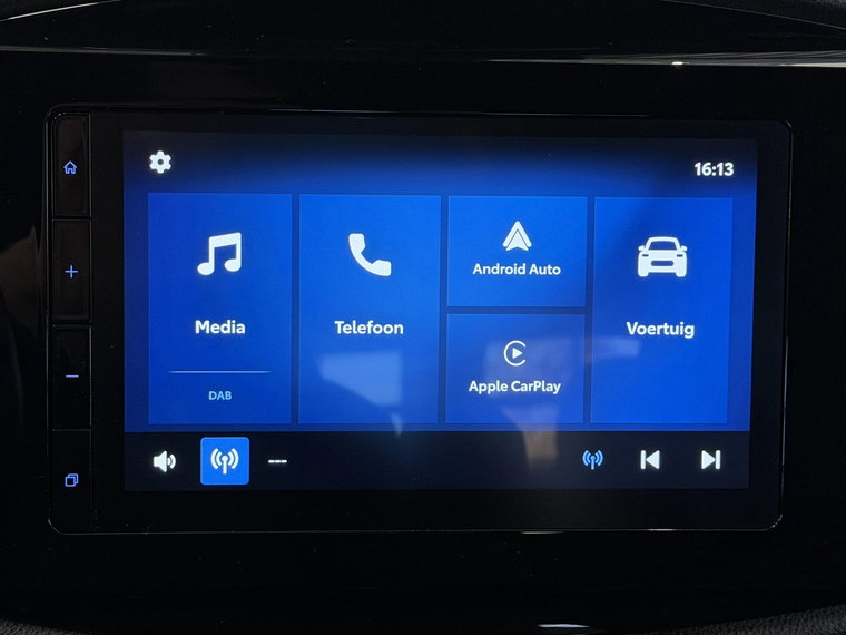Vehicle Image 21