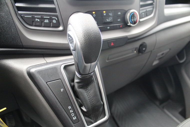 Vehicle Image 17