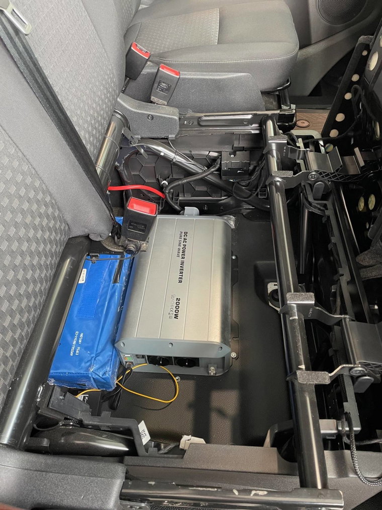Vehicle Image 11