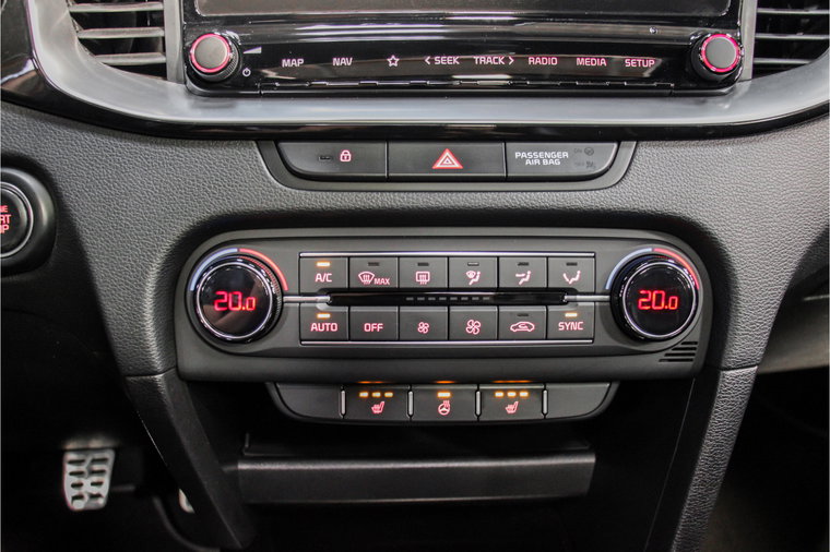Vehicle Image 28