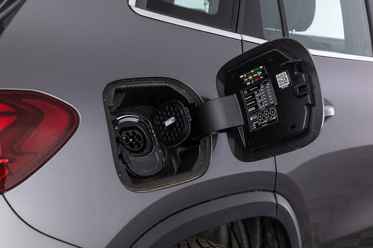 Vehicle Image 30