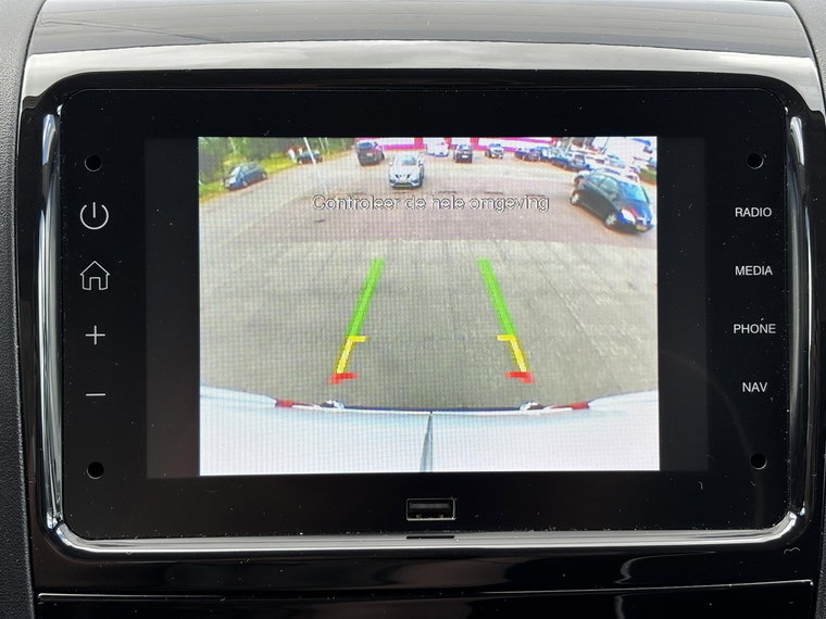 Vehicle Image 33