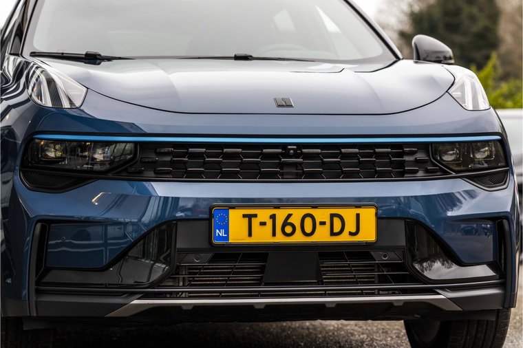 Vehicle Image 12