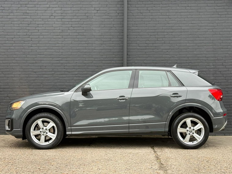 Vehicle Image 11