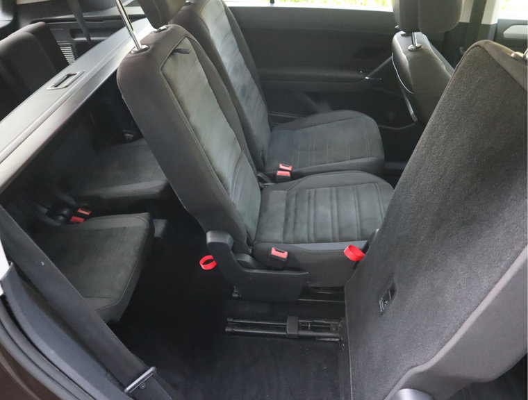 Vehicle Image 41