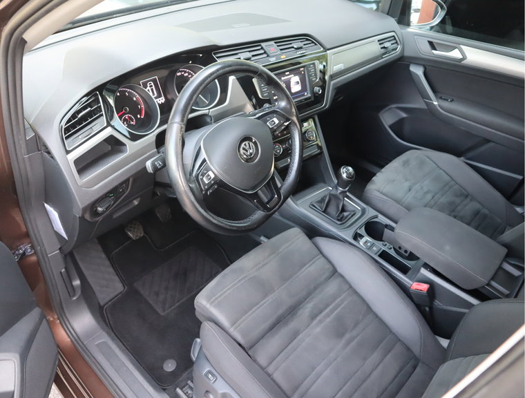 Vehicle Image 45