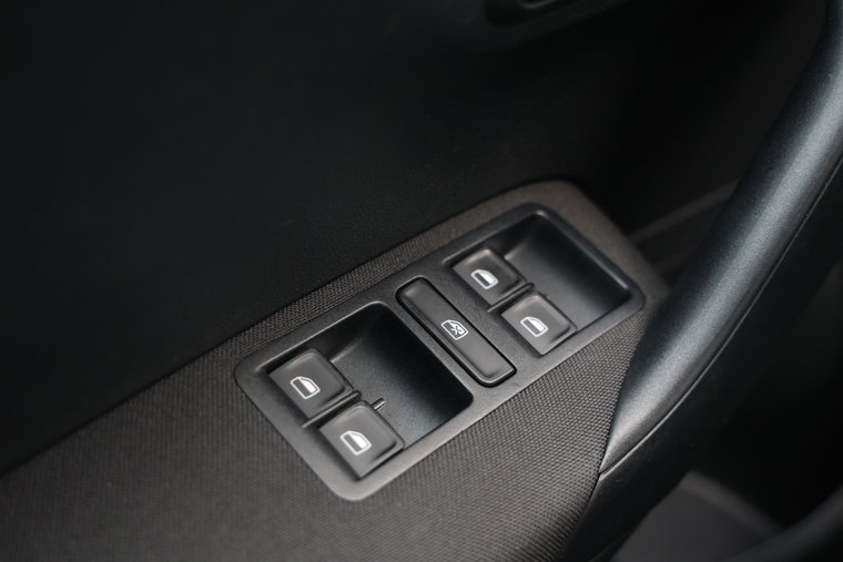 Vehicle Image 27