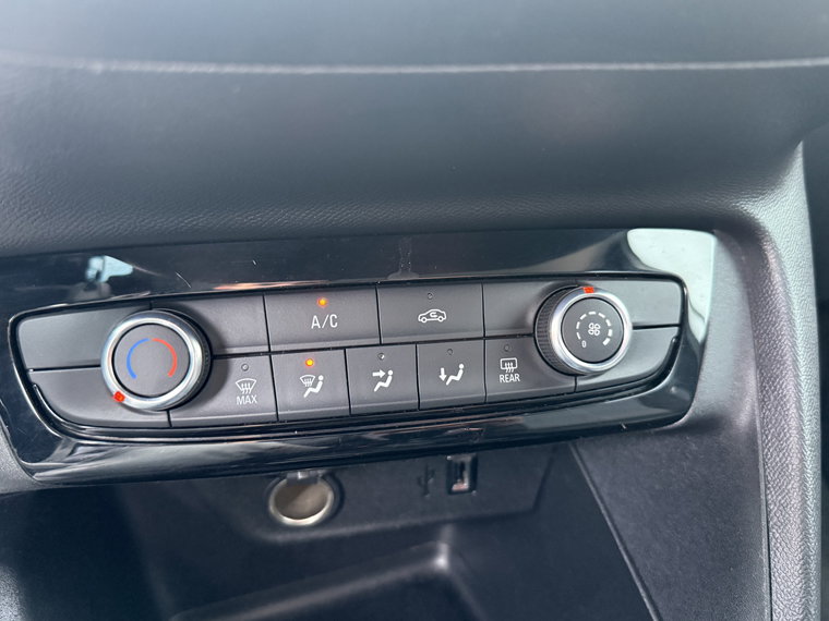 Vehicle Image 26