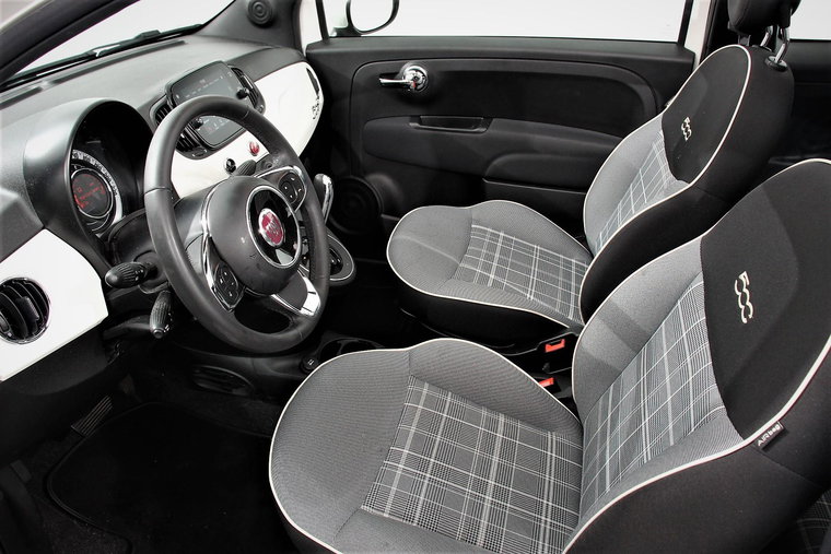 Vehicle Image 15