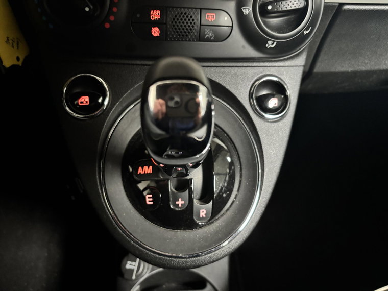 Vehicle Image 26