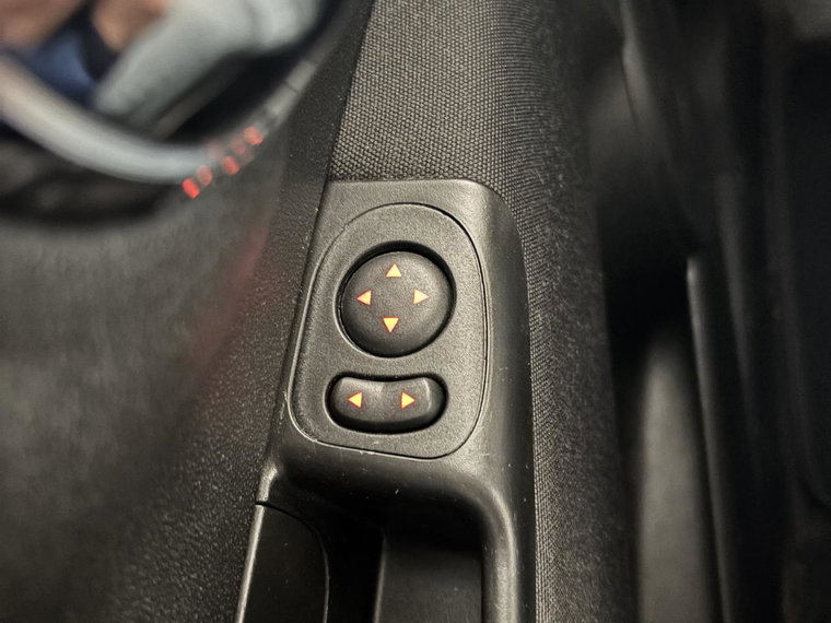 Vehicle Image 33