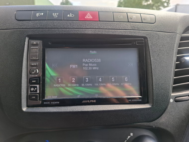 Vehicle Image 13