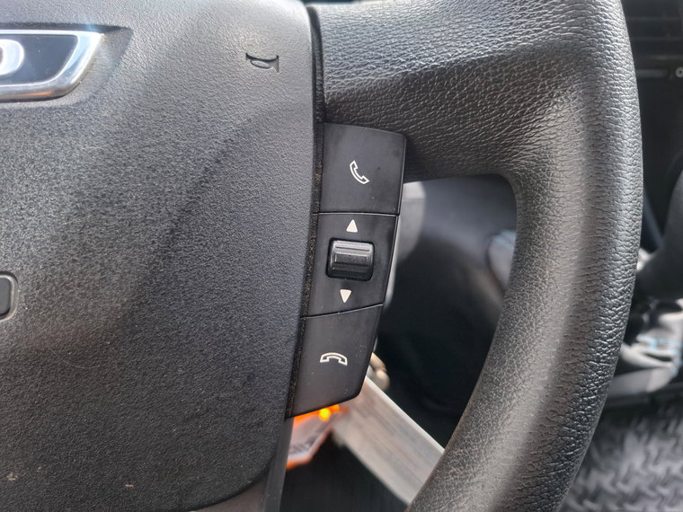 Vehicle Image 27