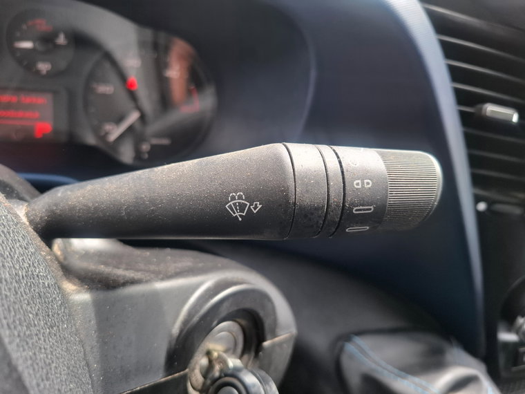 Vehicle Image 28