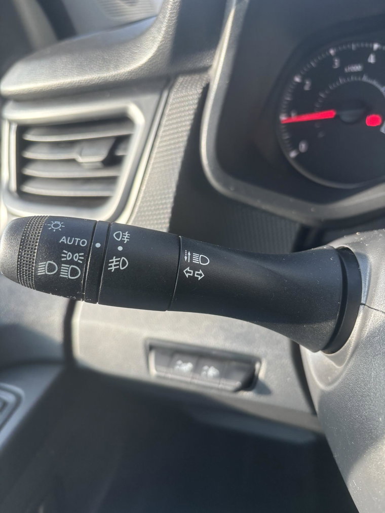 Vehicle Image 33