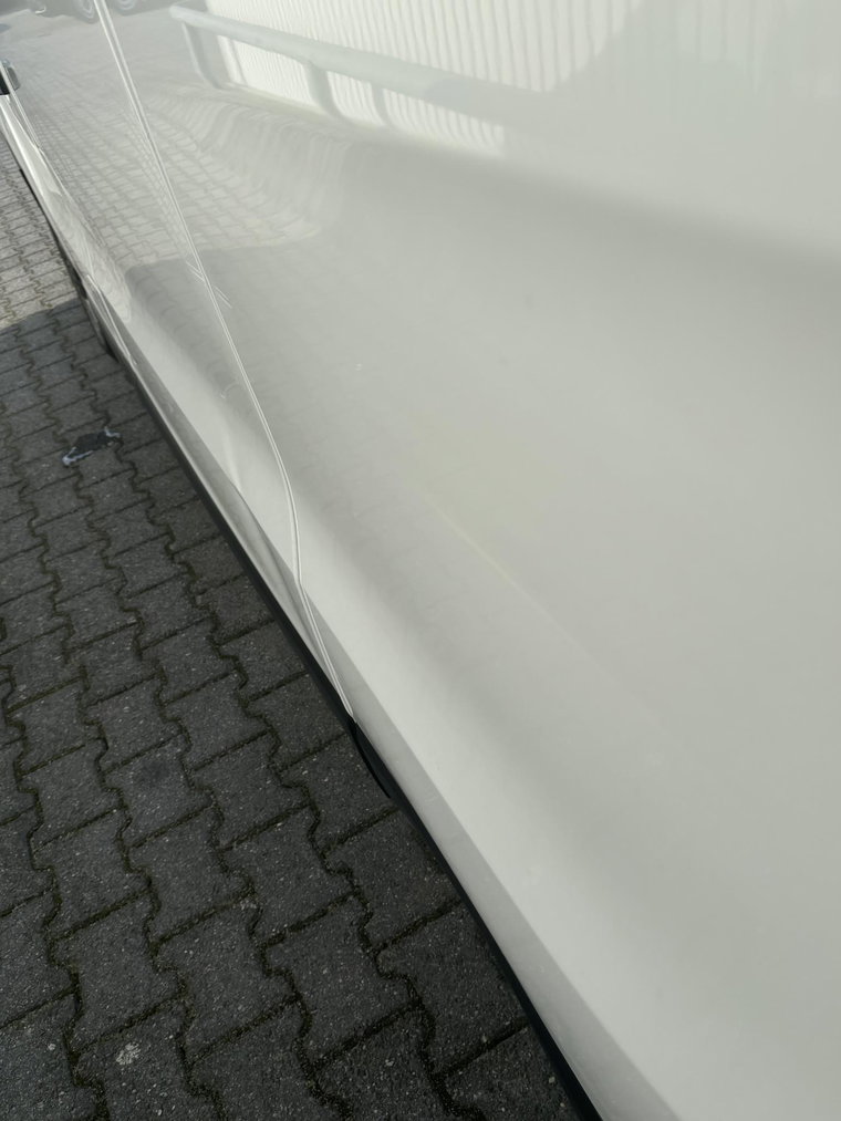 Vehicle Image 38