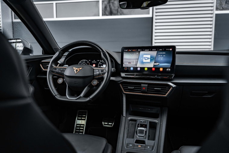 Vehicle Image 14