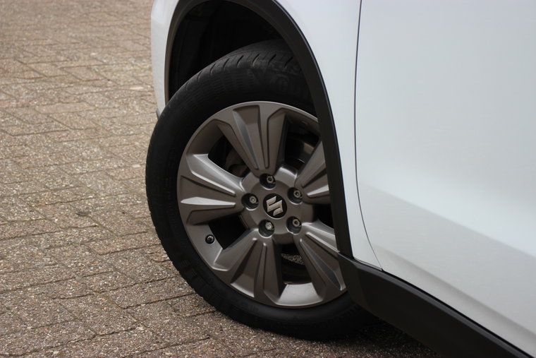 Vehicle Image 14