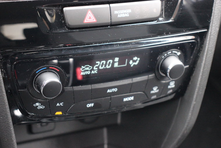 Vehicle Image 27
