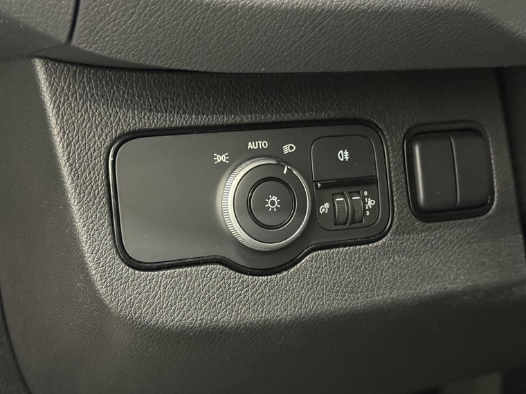 Vehicle Image 45