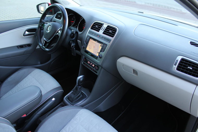 Vehicle Image 40