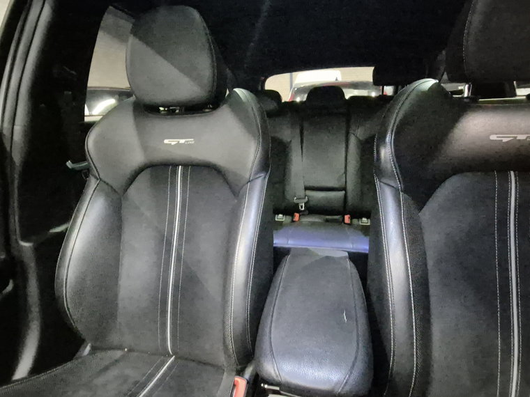Vehicle Image 26