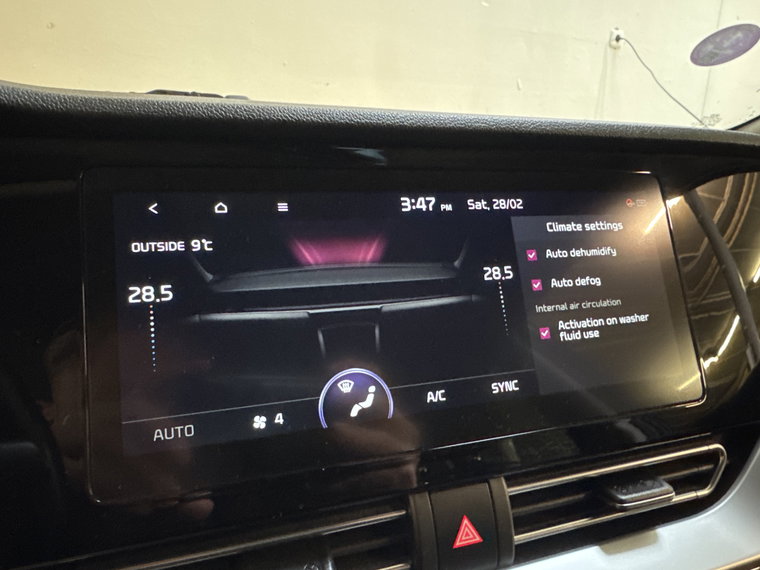 Vehicle Image 31