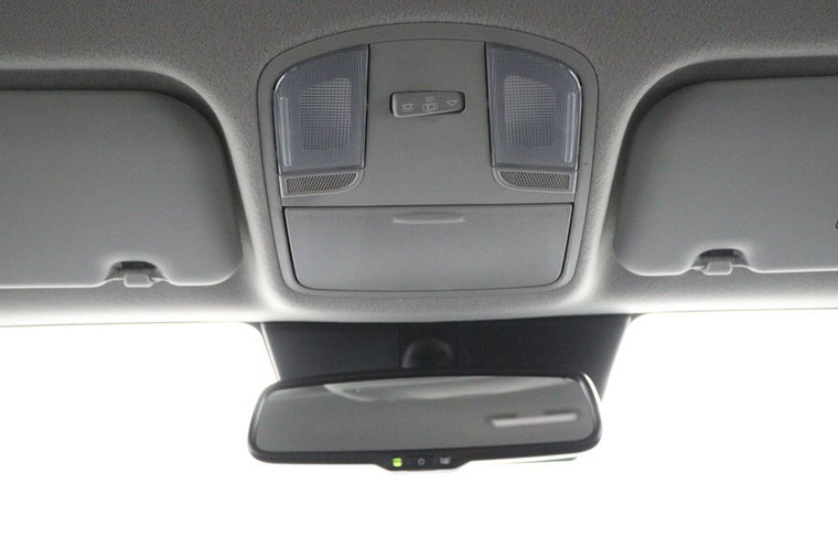Vehicle Image 36