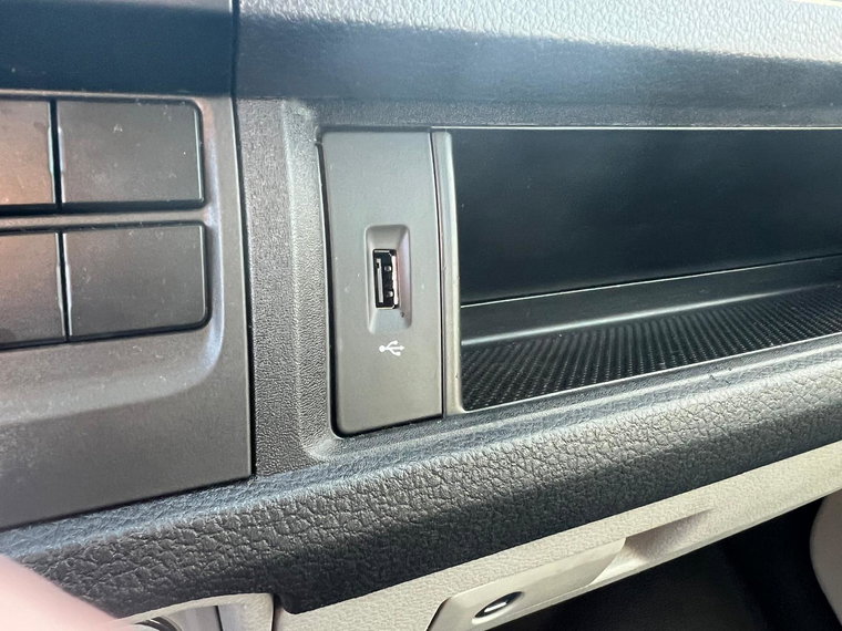 Vehicle Image 24