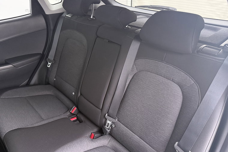 Vehicle Image 12