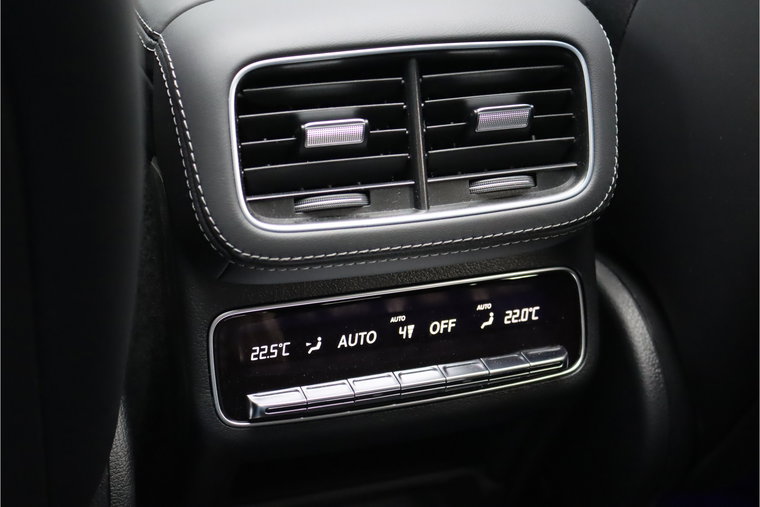 Vehicle Image 45